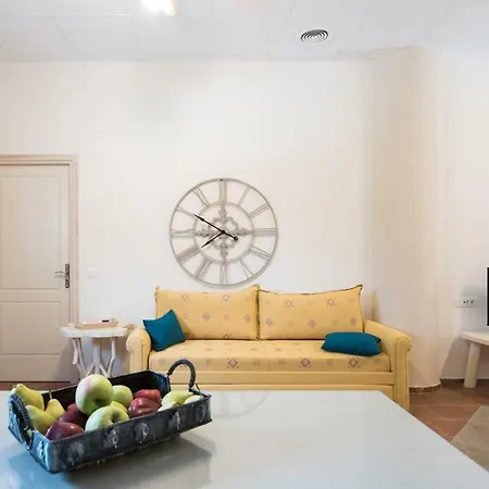 Kapeli House Collection Apartment Emporio (Santorini)